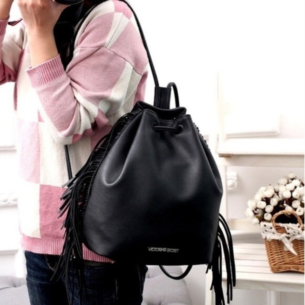 🆕Victorias Secret vegan leather bag